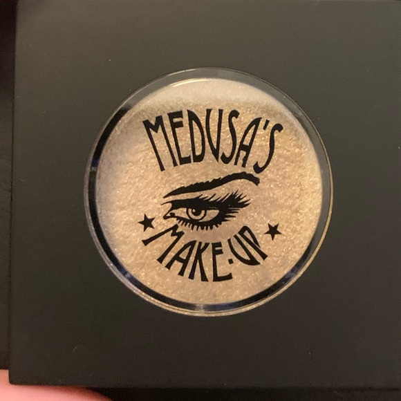 2/$15 Medusa’s Makeup Totally Baked Eyeshadow - Picture 1 of 4